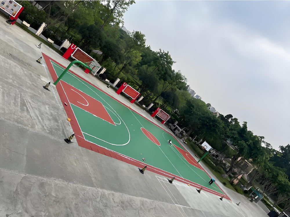 硅PU篮球场起泡